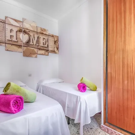 Beachfront In Platja Almadrava Apartamento